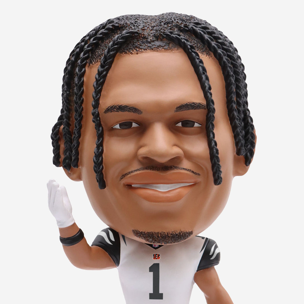 Cincinnati Bengals: Ja'Marr Chase 2022 White Uniform - Officially Lice –  Fathead