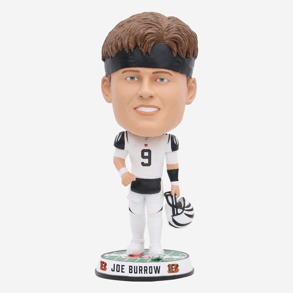 FOCO bobblehead of Joe Burrow with white Bengal tiger now available