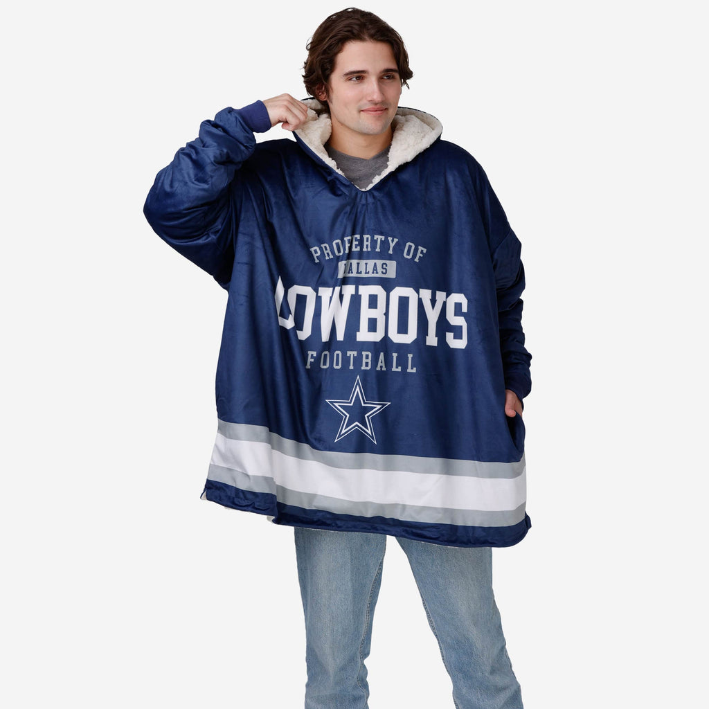 FOCO Dallas Cowboys NFL Bold Logo Camo Hoodeez