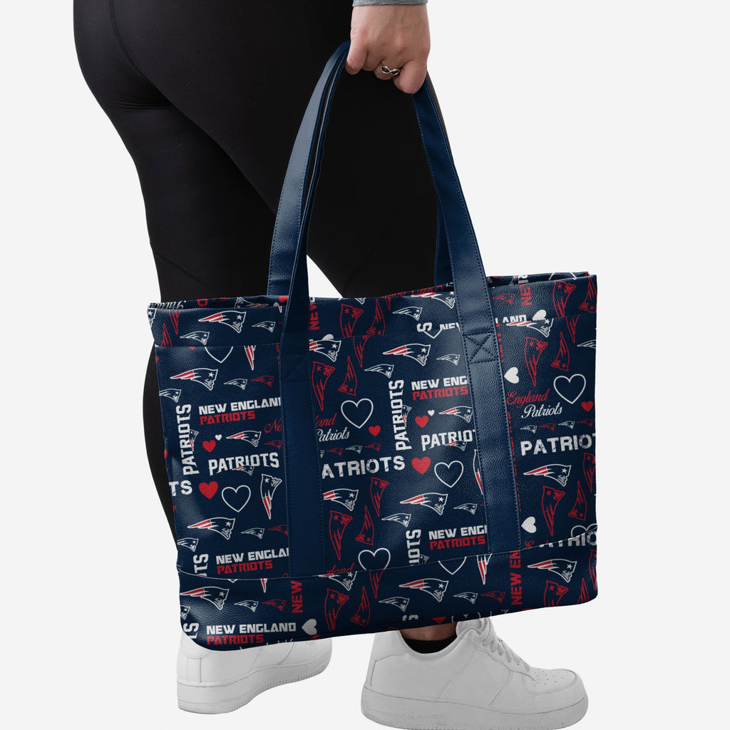 New Patriots Logo Accessories Bag