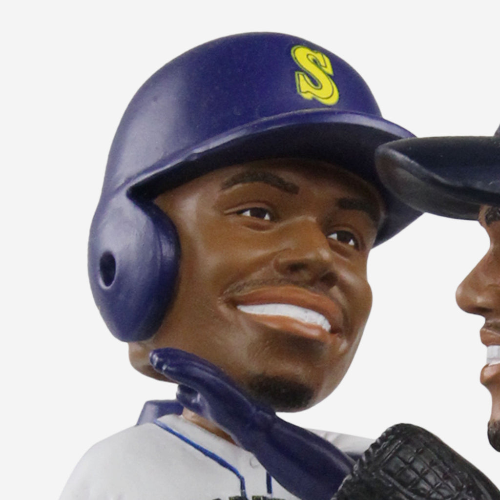 Move over, bobbleheads: Seattle Mariners to release NFT digital collectible  at upcoming game – GeekWire