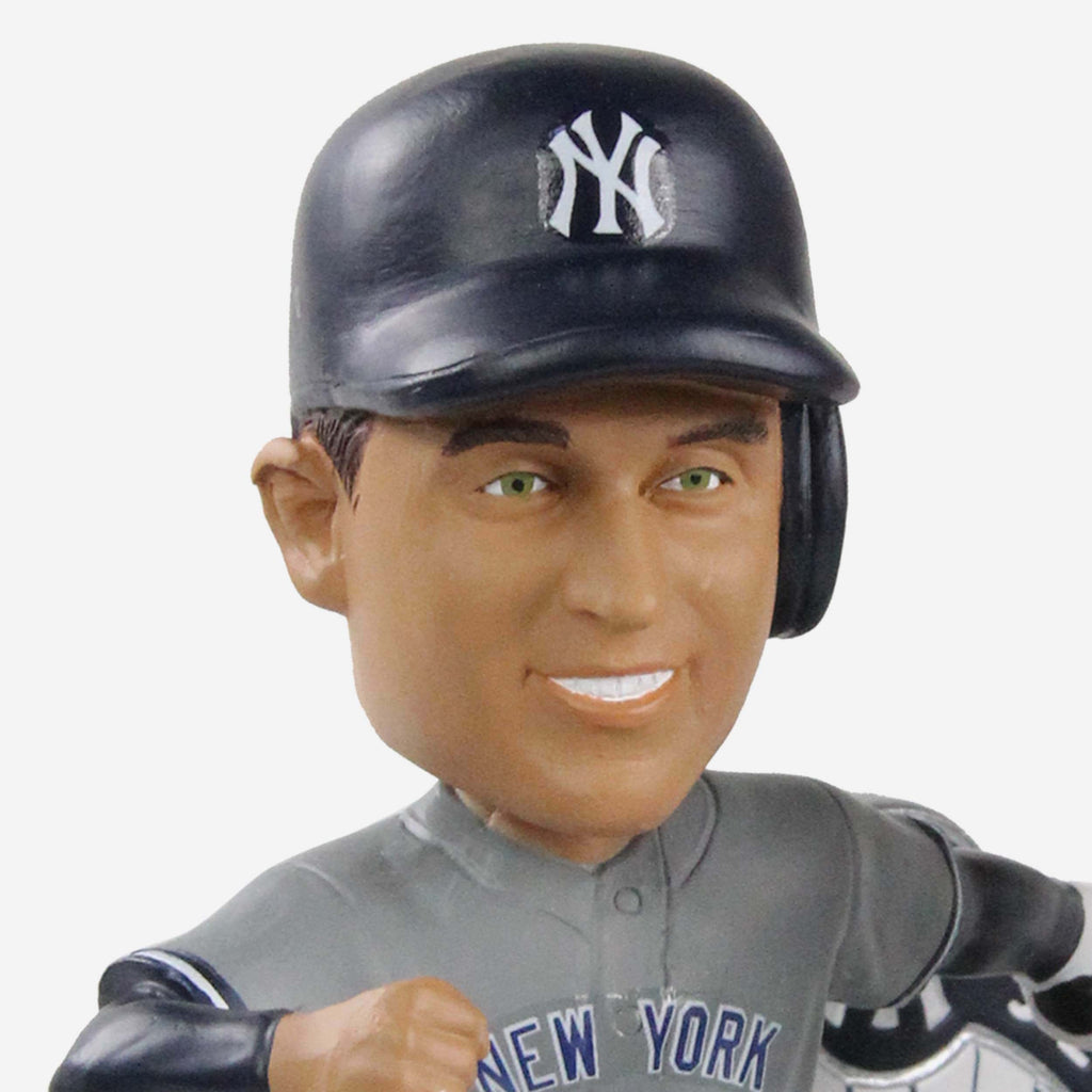 Derek Jeter New York Yankees Captain Bobblehead FOCO