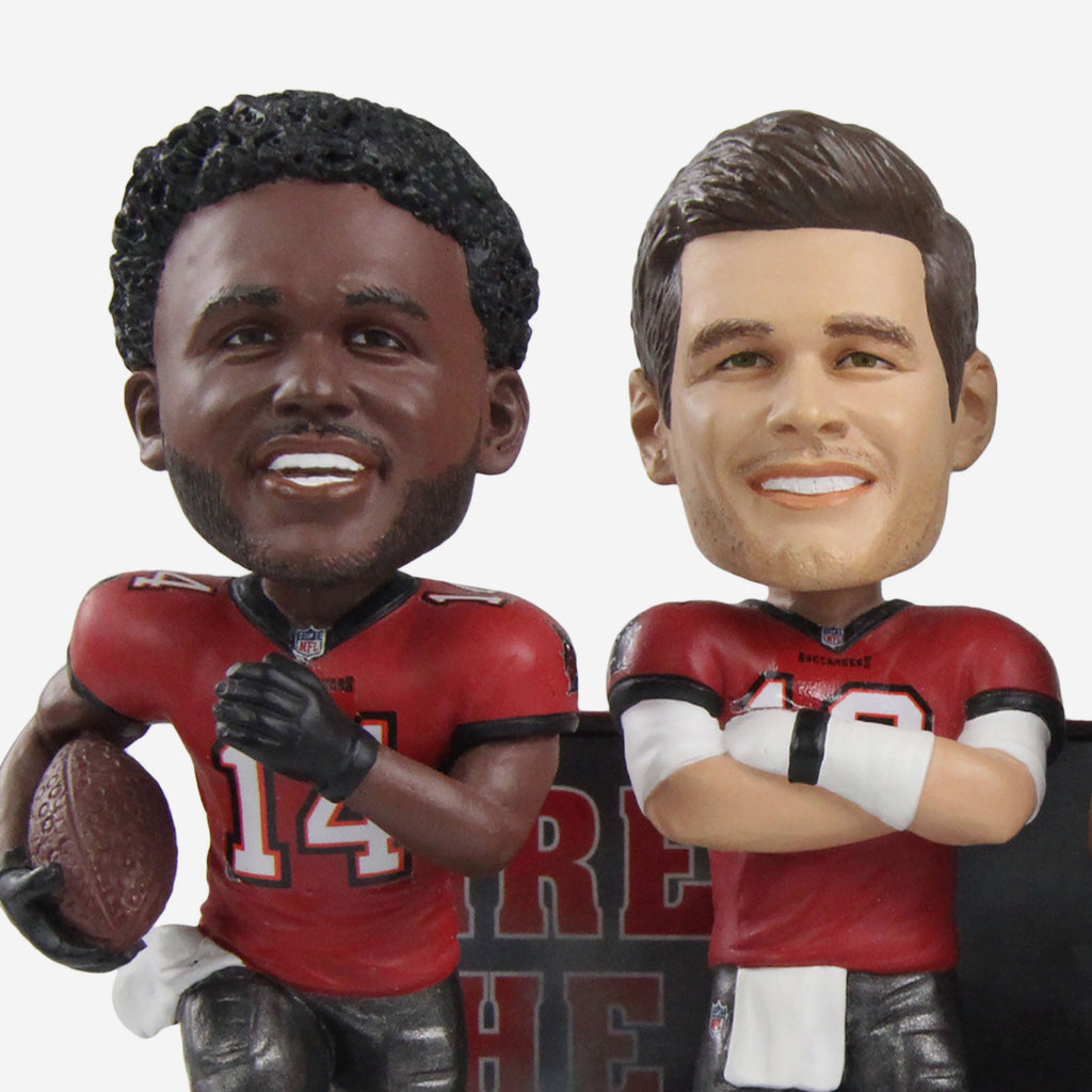 FOCO Tampa Bay Buccaneers Stadium Headz Figurine