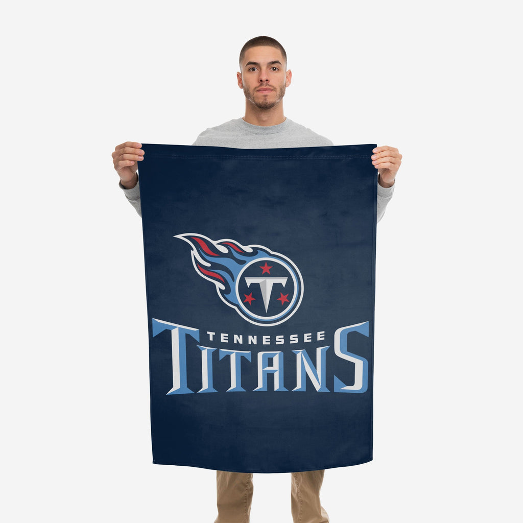 Tennessee Titans Vertical Flag FOCO