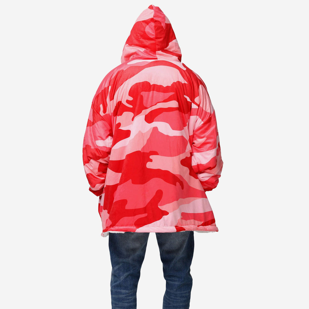 Zubaz NFL Men's Kansas City Chiefs Team Color Camo Back Panel Hoodie –  Fanletic