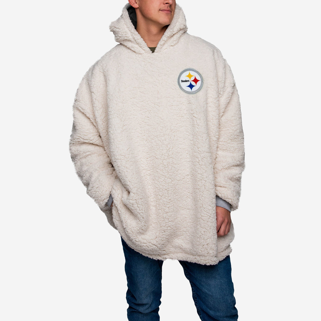 FOCO Black Pittsburgh Steelers Reversible Sherpa Hoodeez