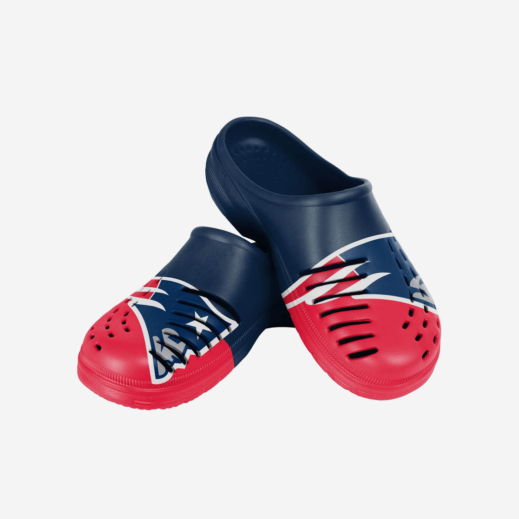 Patriots crocs 2024