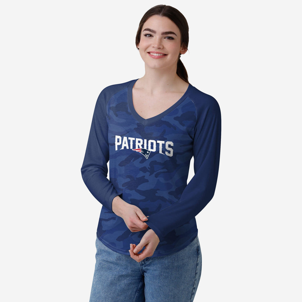 FOCO New England Patriots NFL Womens Wordmark Tonal Camo Raglan T-Shirt