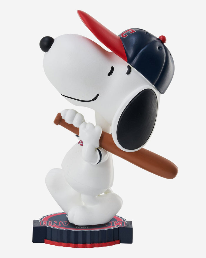 Cleveland Guardians Snoopy Peanuts Bighead Bobblehead FOCO - FOCO.com