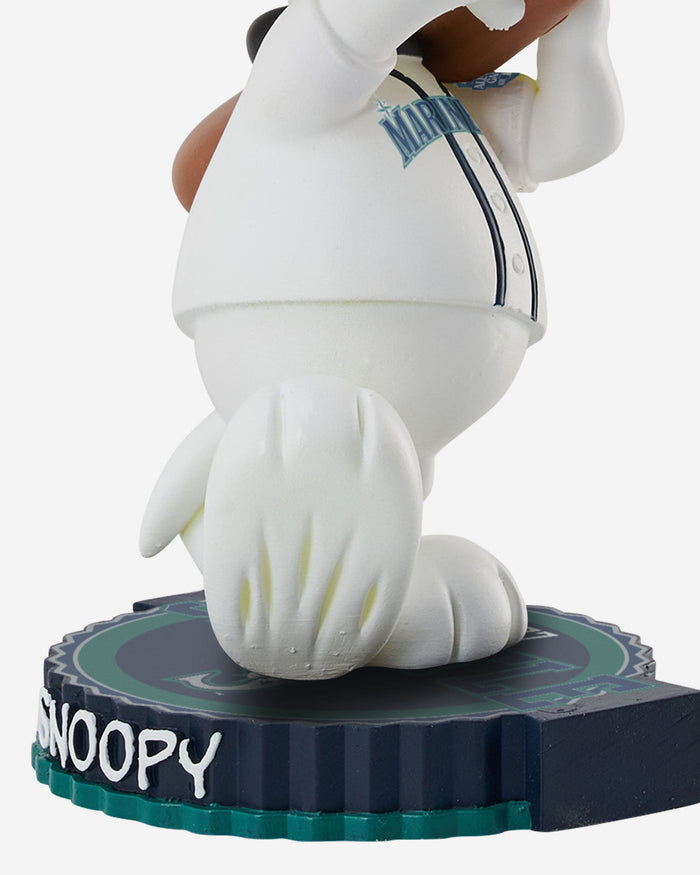 New York Yankees Snoopy Peanuts Bighead Bobblehead FOCO