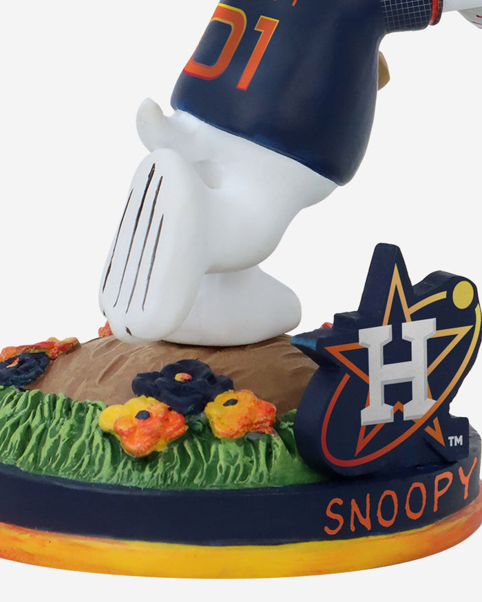 Houston Astros Snoopy Peanuts City Connect Bobblehead FOCO - FOCO.com