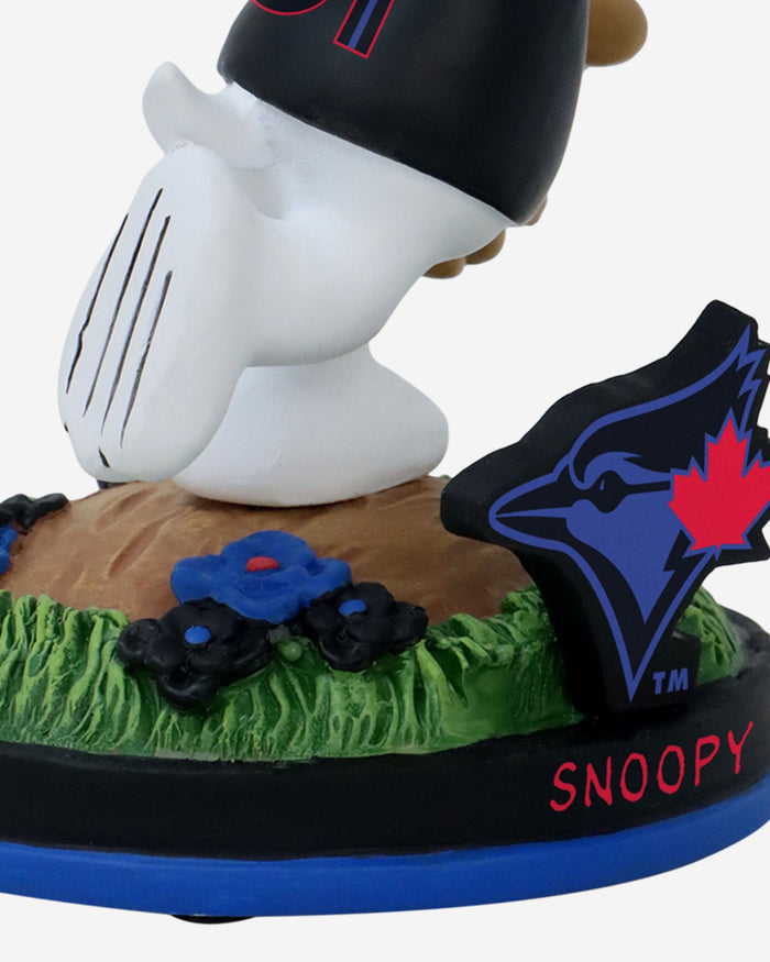 Toronto Blue Jays Snoopy Peanuts City Connect Bobblehead FOCO - FOCO.com