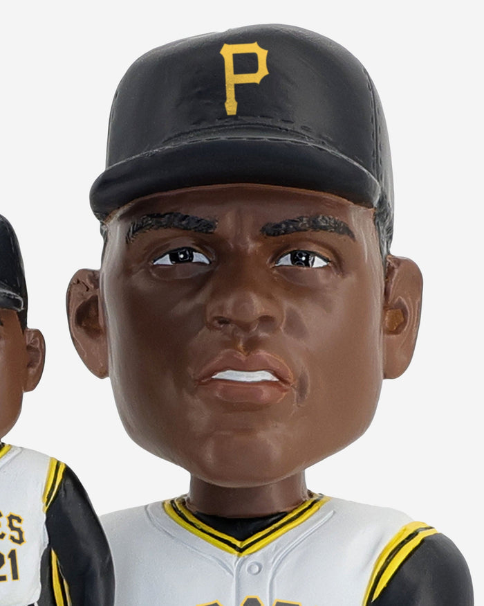 Roberto Clemente Pittsburgh Pirates Bobble Dubblz Bobblehead FOCO - FOCO.com