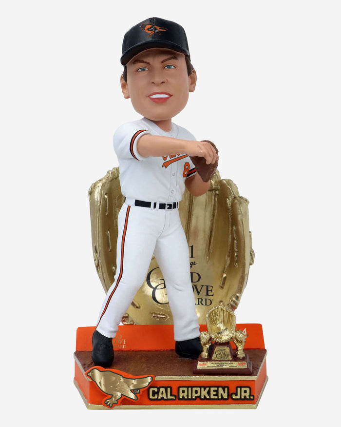 Cal Ripken Jr Baltimore Orioles 1991 Gold Glove Bobblehead FOCO - FOCO.com