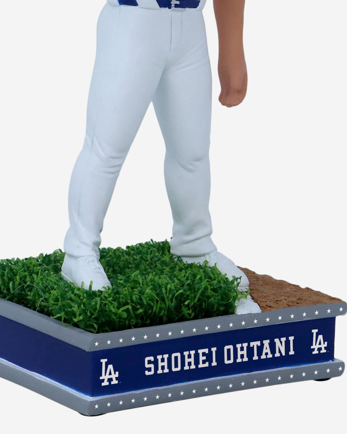 Shohei Ohtani Los Angeles Dodgers Field Star Bobblehead FOCO - FOCO.com