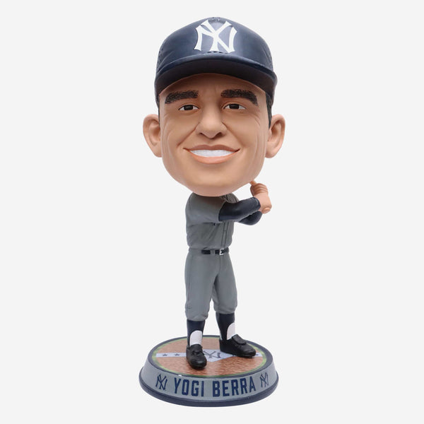 Yogi Berra New York Yankees Field Stripe Variant Bighead Bobblehead FOCO