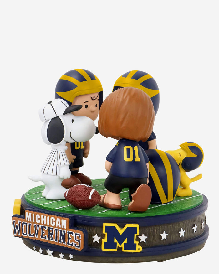 Michigan Wolverines Peanuts Huddle Mini Bobblehead Scene FOCO - FOCO.com