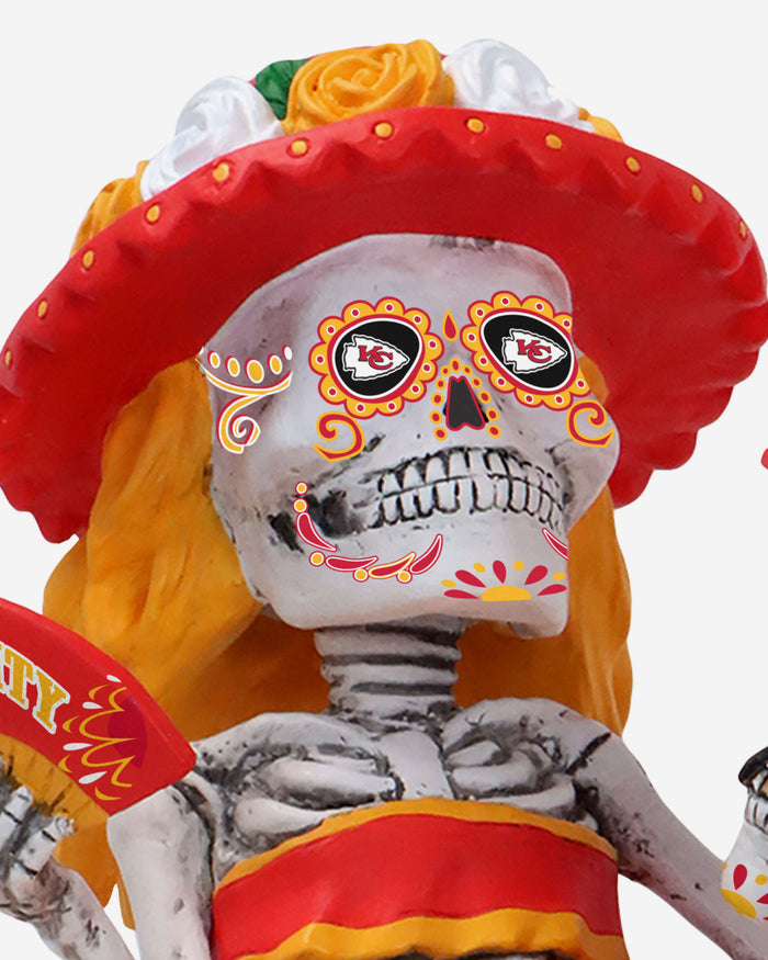 Kansas City Chiefs Calavera Couple Dual Spinner Bobblehead FOCO - FOCO.com