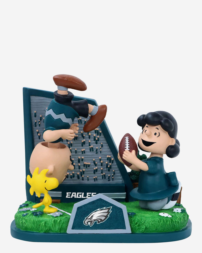 Philadelphia Eagles Peanuts Football Kickoff Mini Bobblehead Scene FOCO - FOCO.com