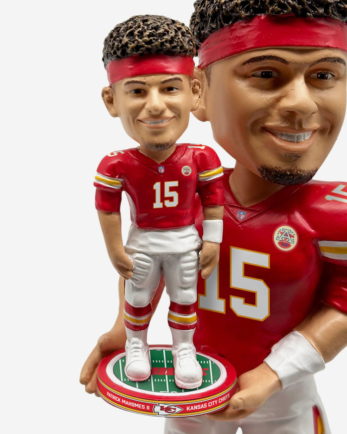 Patrick Mahomes Kansas City Chiefs Bobble Dubblz Bobblehead FOCO - FOCO.com