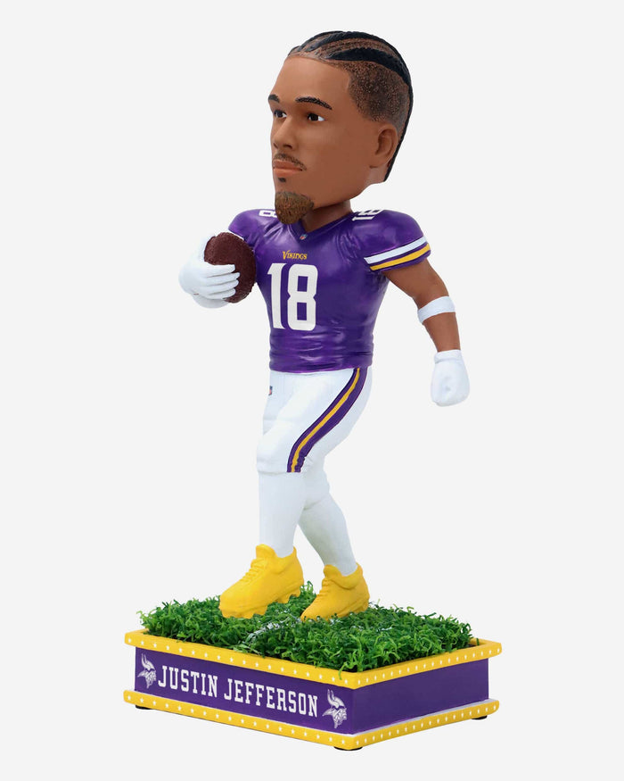 Justin Jefferson Minnesota Vikings Field Star Bobblehead FOCO - FOCO.com