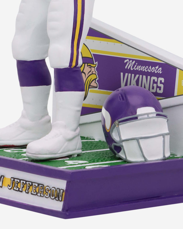 Minnesota Vikings - Bringing the ice to South Florida 