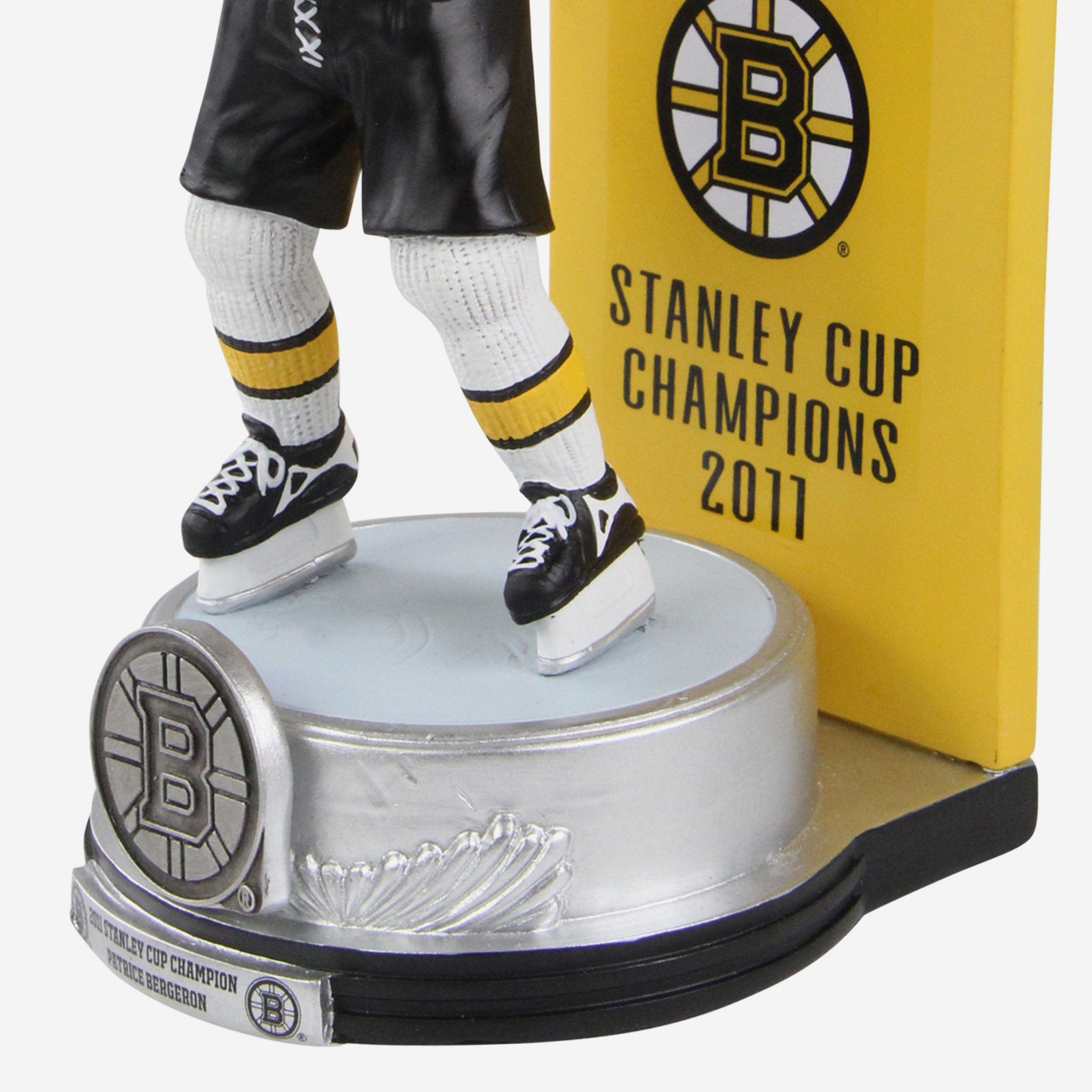 Here's A Friendly Reminder That The Stanley Cup Is The Only Trophy In Major  Professional Sports That You Can Drink Out Of