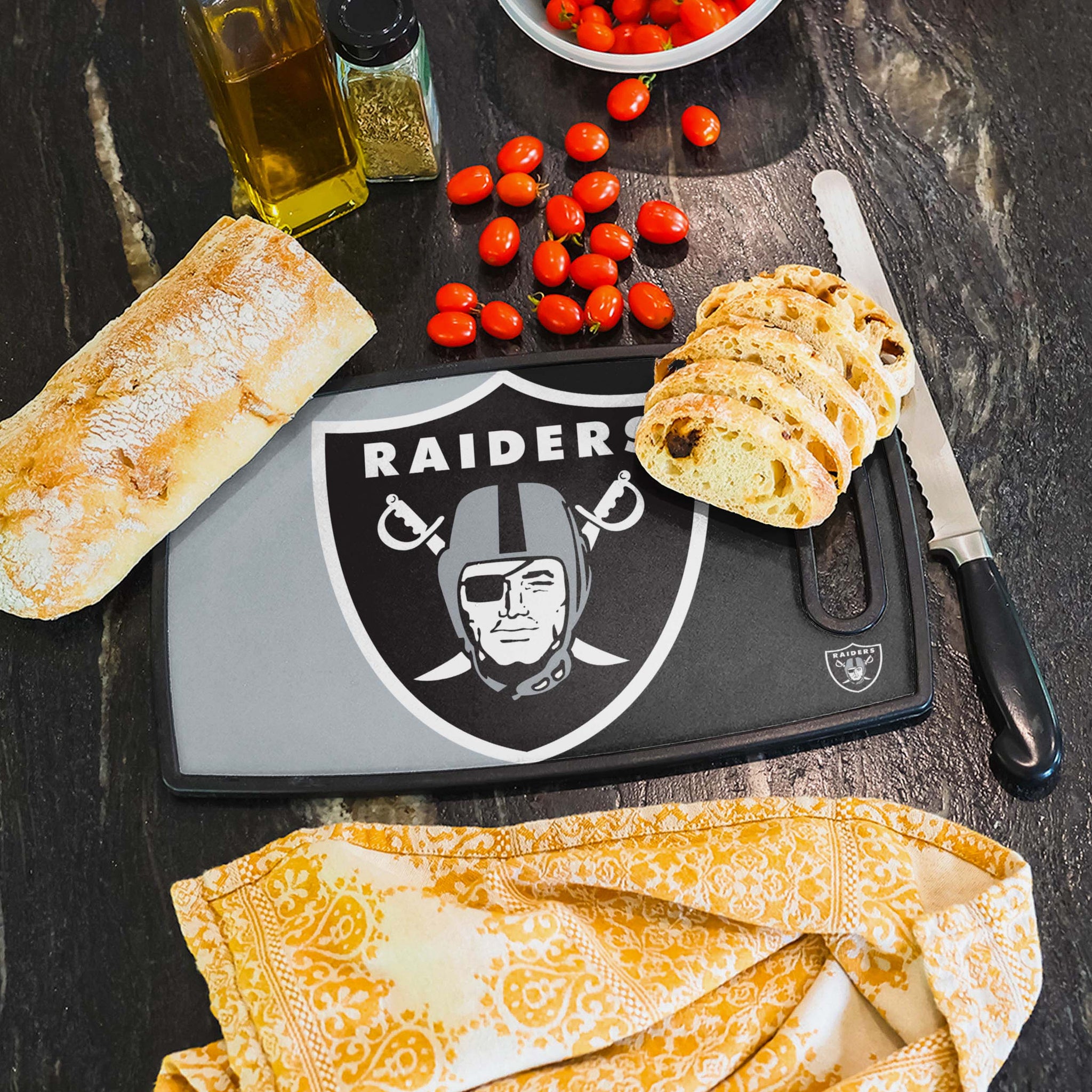 Oakland Raiders Icon Cutting Board Set