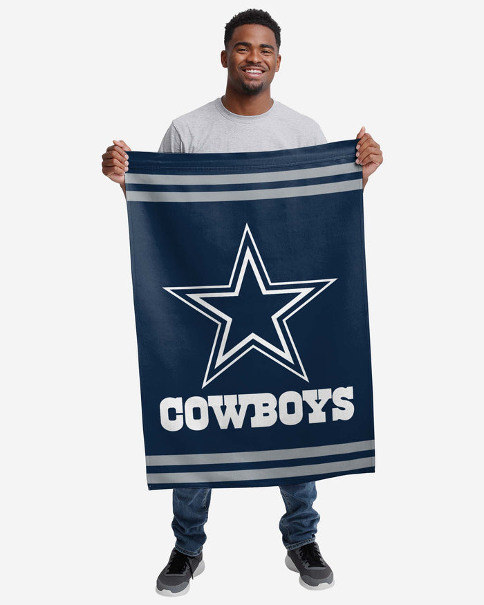 Dallas Cowboys Big Logo Vertical Flag FOCO - FOCO.com