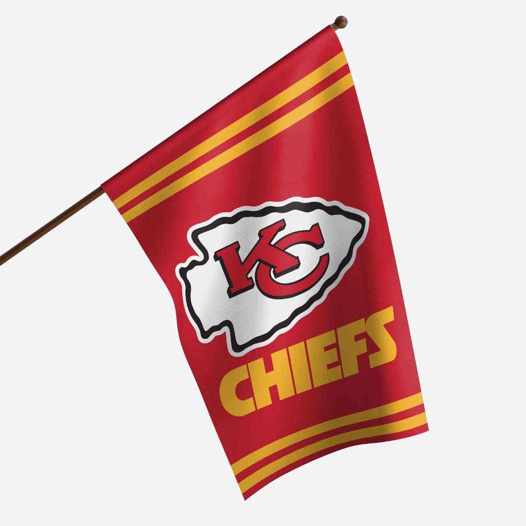 Kansas City Chiefs Big Logo Vertical Flag FOCO - FOCO.com