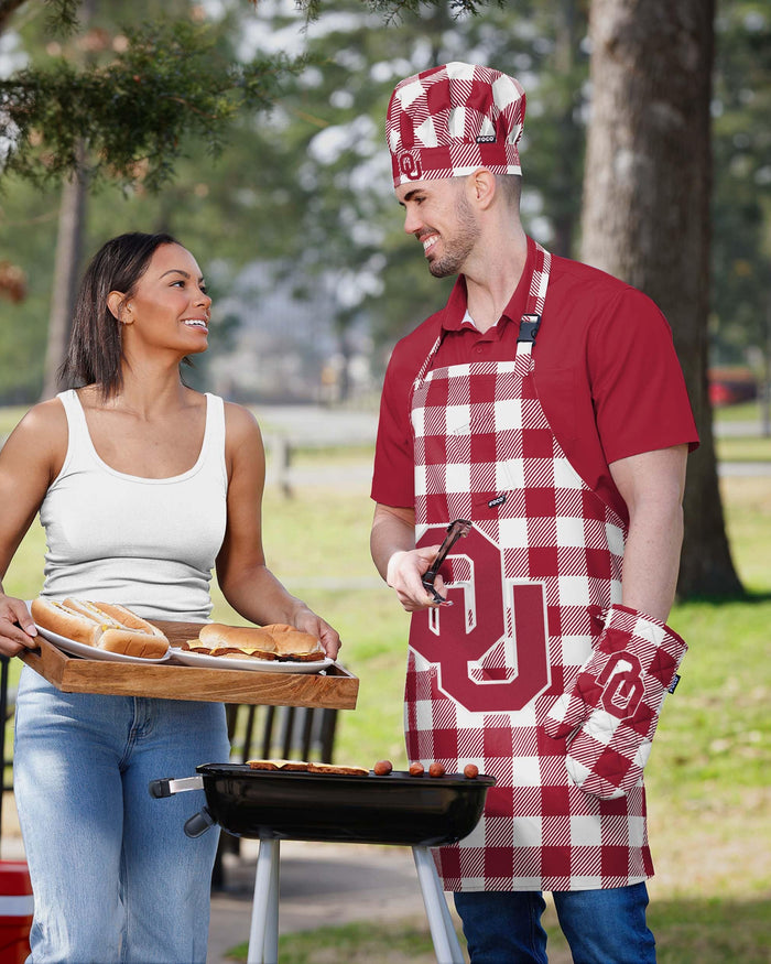 Oklahoma Sooners Plaid Chef Set FOCO - FOCO.com