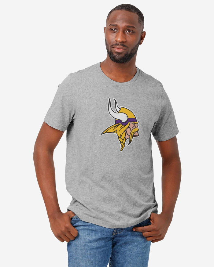 Minnesota Vikings Primary Logo T-Shirt FOCO - FOCO.com