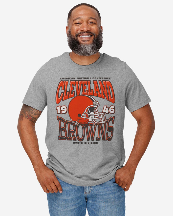 Cleveland Browns Classic Team Helmet T-Shirt FOCO - FOCO.com