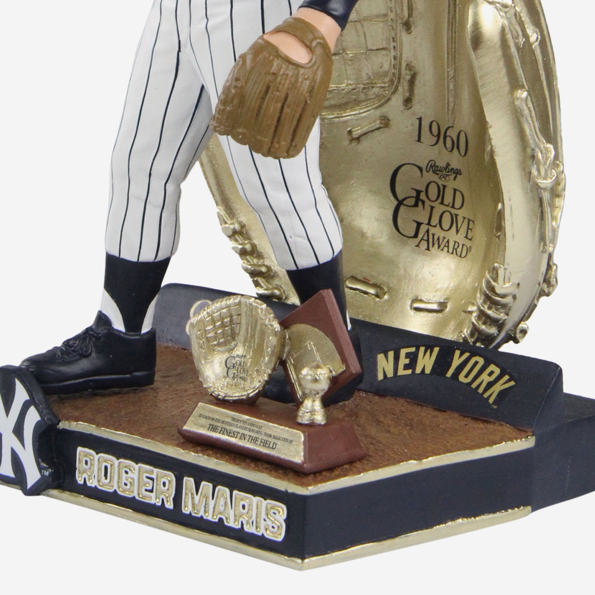New York Yankees Roger Maris, with a count of two balls, no