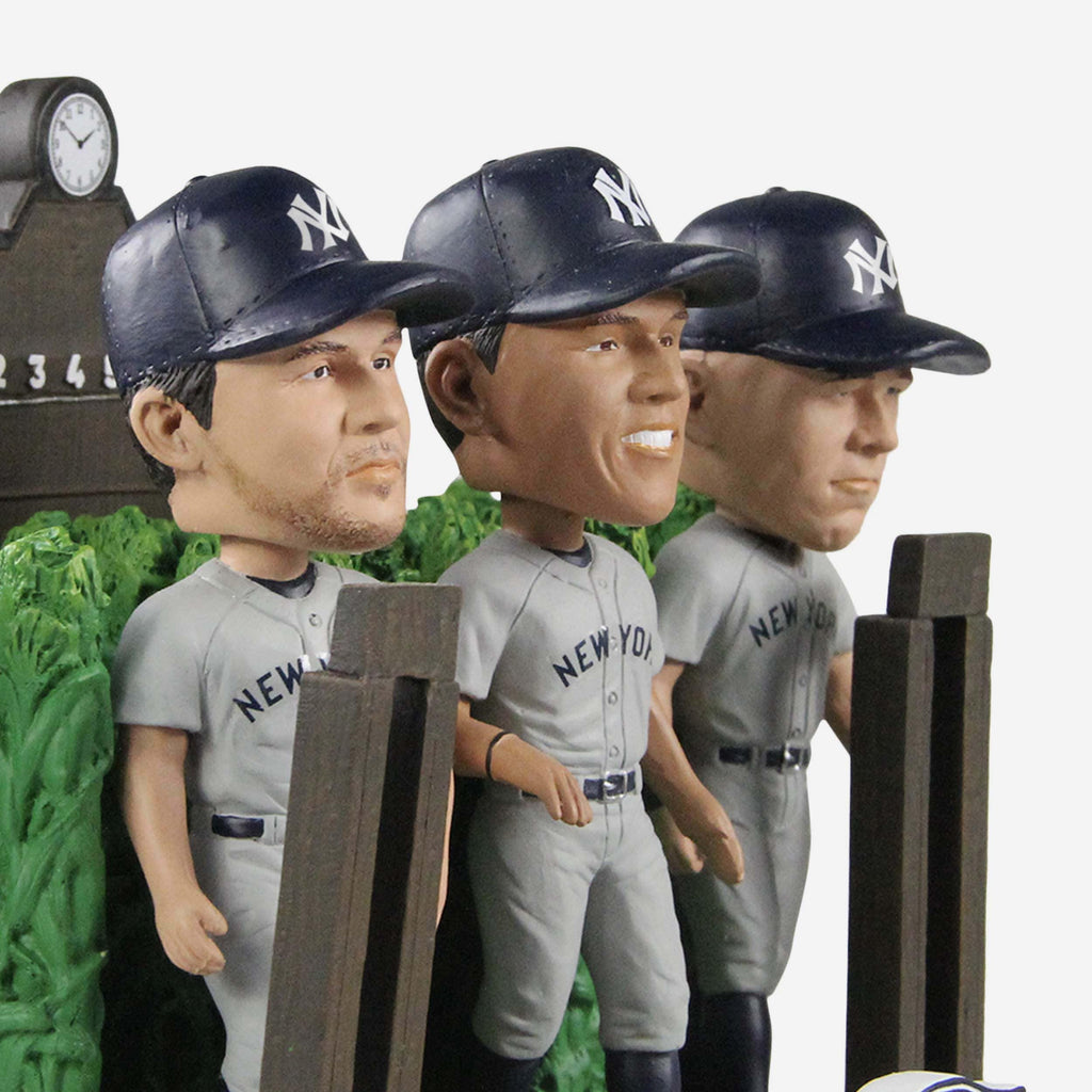 CHICAGO WHITE SOX & NY YANKEES DYERSVILLE CORNFIELD MINI BOBBLE SET FOCO NEW outlets BOX