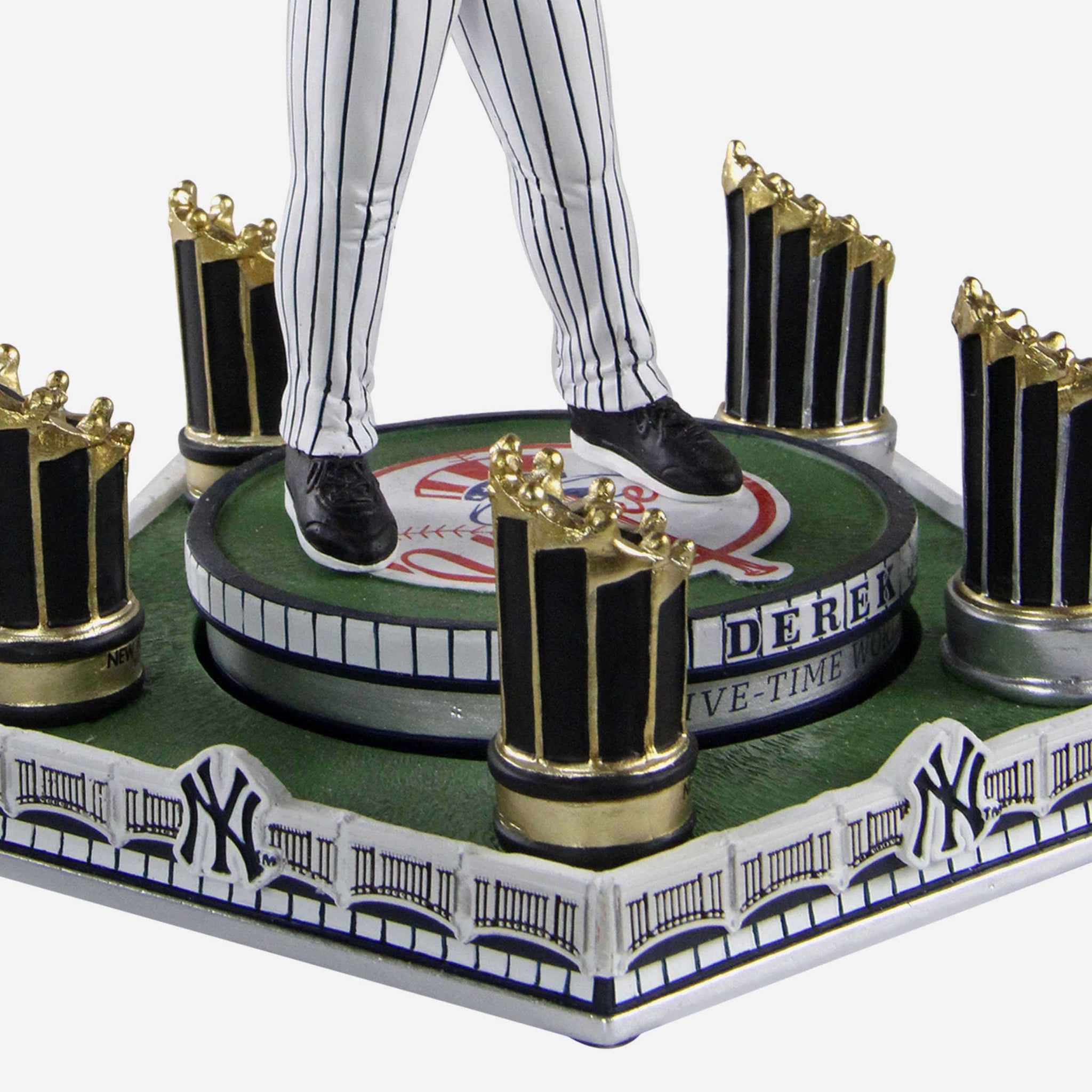 Derek Jeter New York Yankees Field Stripe Bighead Bobblehead Officially Licensed by MLB