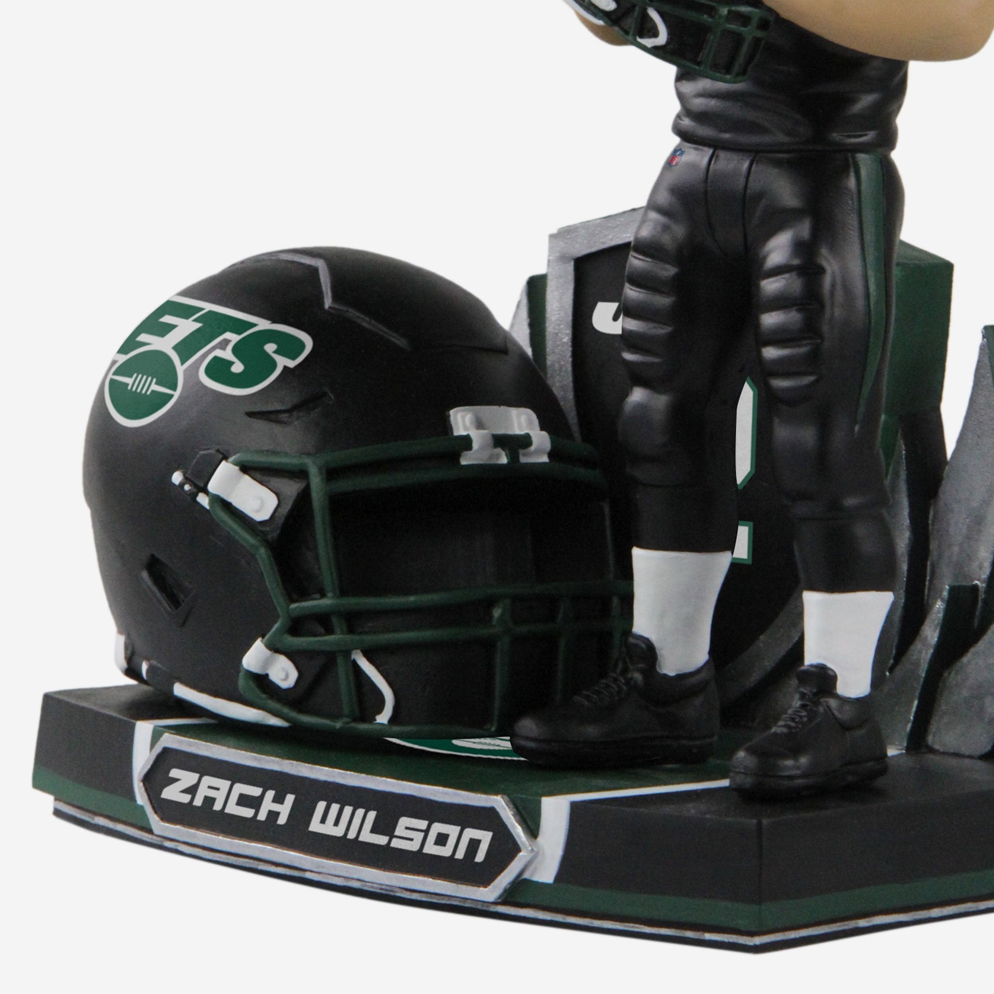 Stealth Mode: New York Jets to wear New All-Black Helmets for