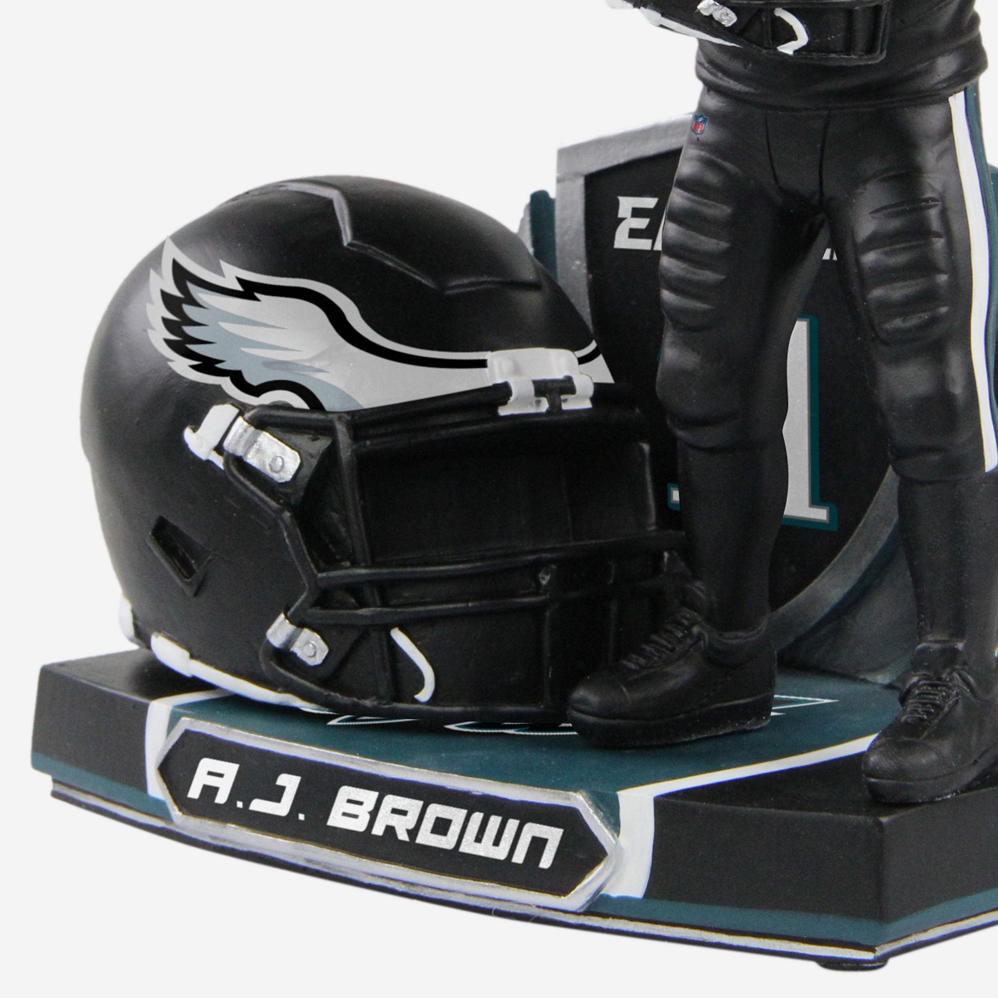 Philadelphia Eagles: 2022 Helmet Minis - Officially Licensed NFL