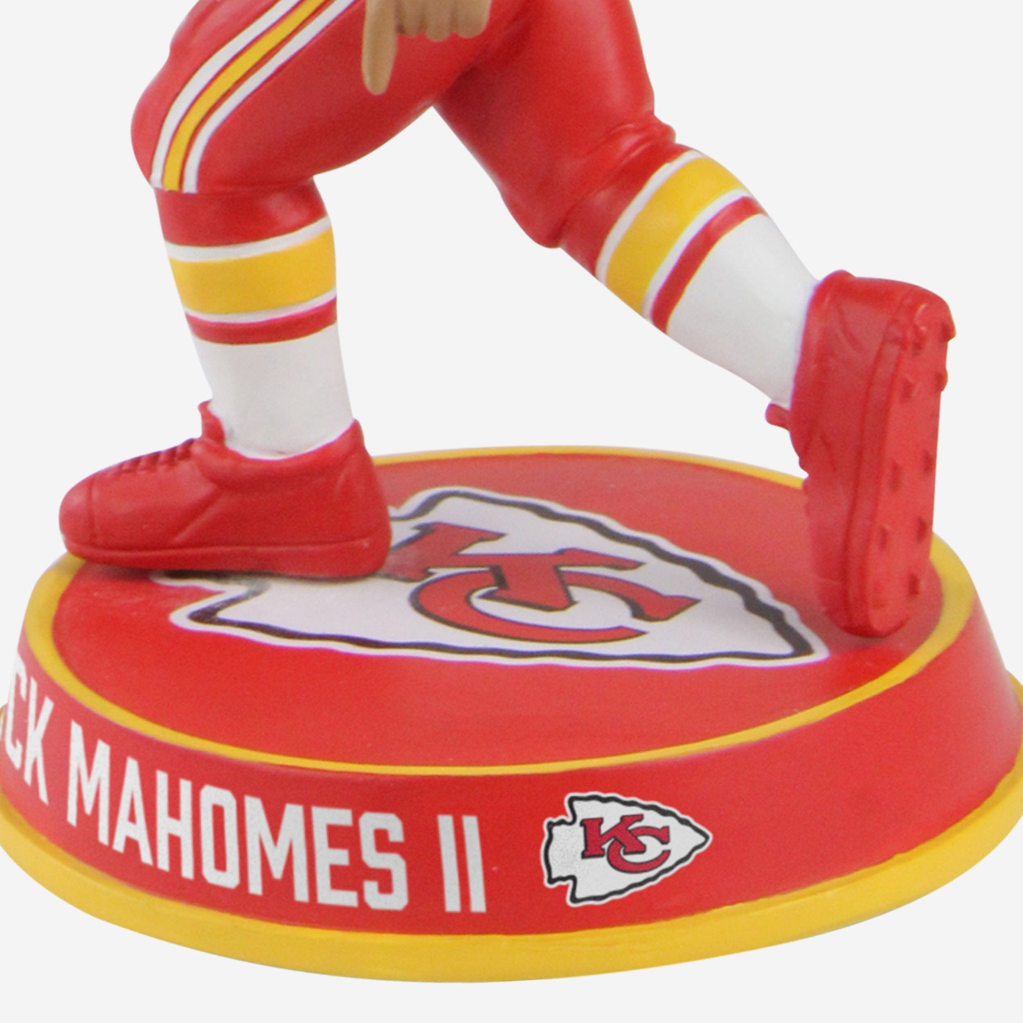 Patrick Mahomes Kansas City Chiefs Color Rush Jersey Variant Bighead  Bobblehead at 's Sports Collectibles Store