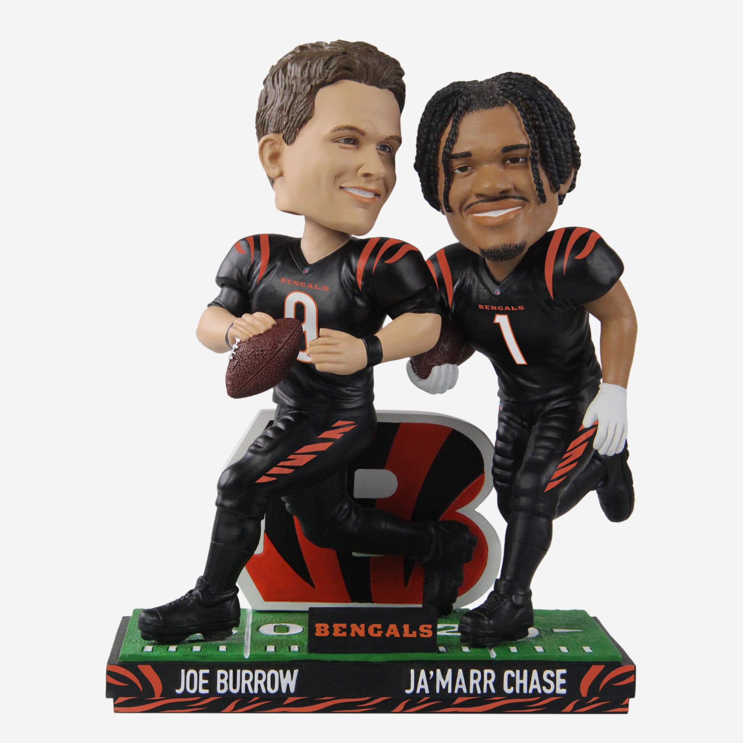 FOCO Joe Burrow Cincinnati Bengals Player Showstomperz Bobblehead