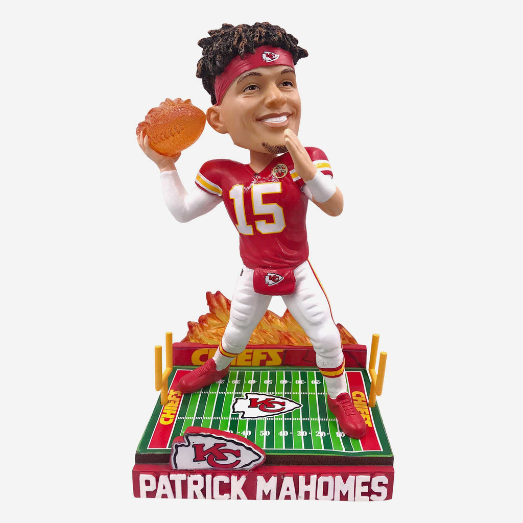 Patrick Mahomes Kansas City Chiefs On Fire Bobblehead FOCO - FOCO.com