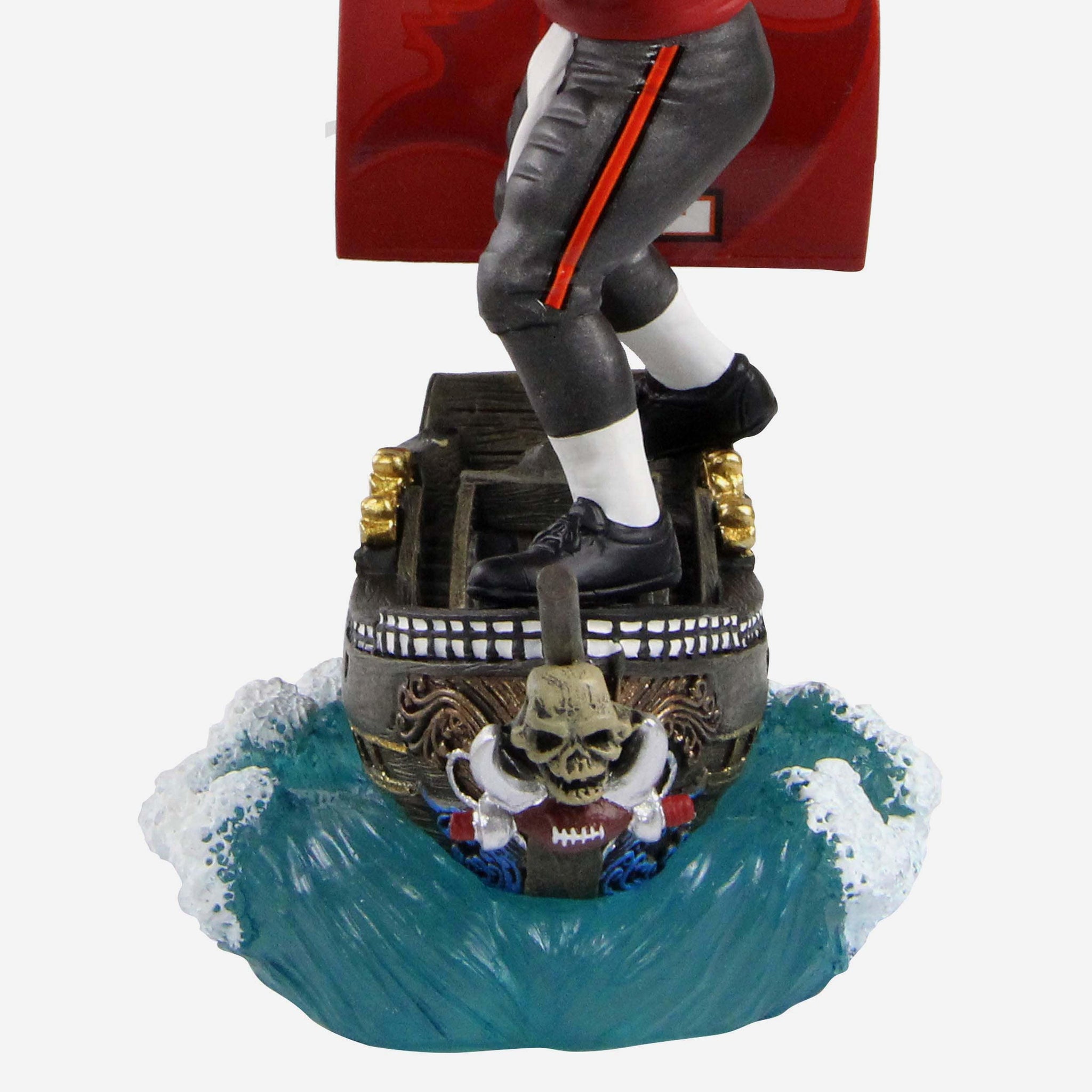 Tampa Bay Buccaneers fans need this Tom Brady boat bobblehead