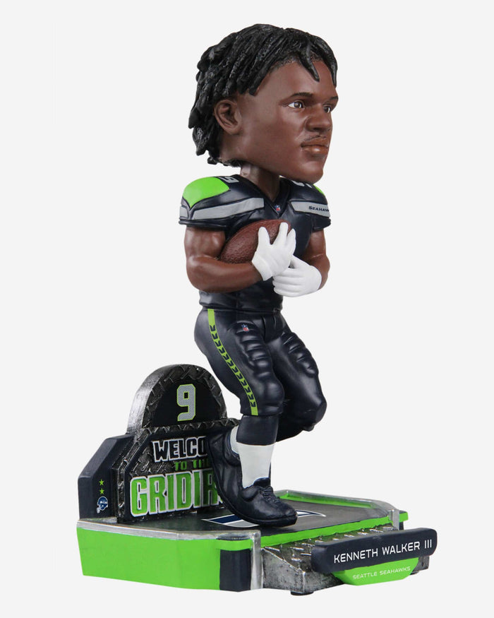 Kenneth Walker III Seattle Seahawks NFL 2022 Rookie Series Bobblehead FOCO - FOCO.com