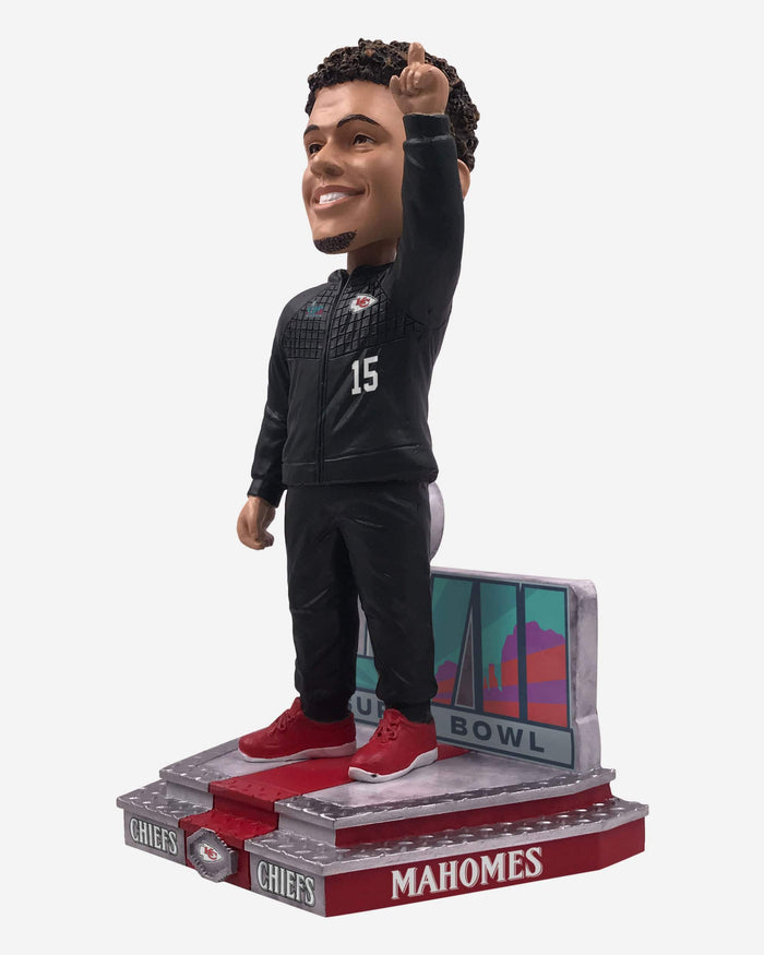 Patrick Mahomes Kansas City Chiefs Super Bowl LVII Outfit Bobblehead FOCO - FOCO.com