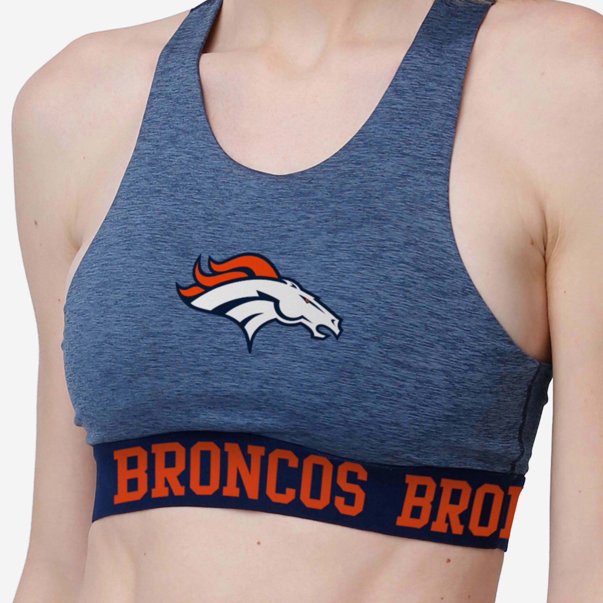 : FOCO Denver Broncos Gradient Sports Bra Small : Sports &  Outdoors