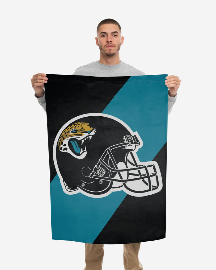 Jacksonville Jaguars Helmet Vertical Flag FOCO - FOCO.com