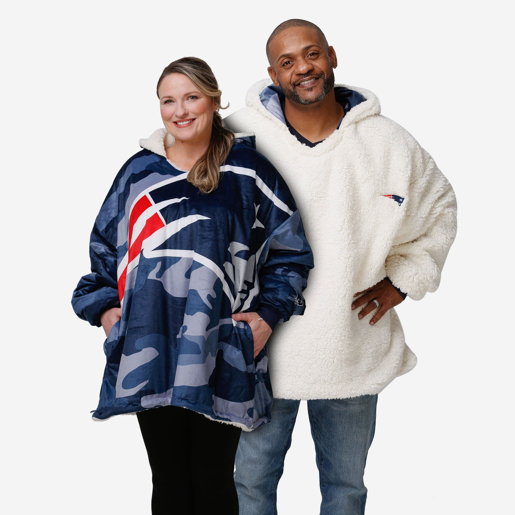 New England Patriots Reversible Team Color Camo Hoodeez FOCO - FOCO.com