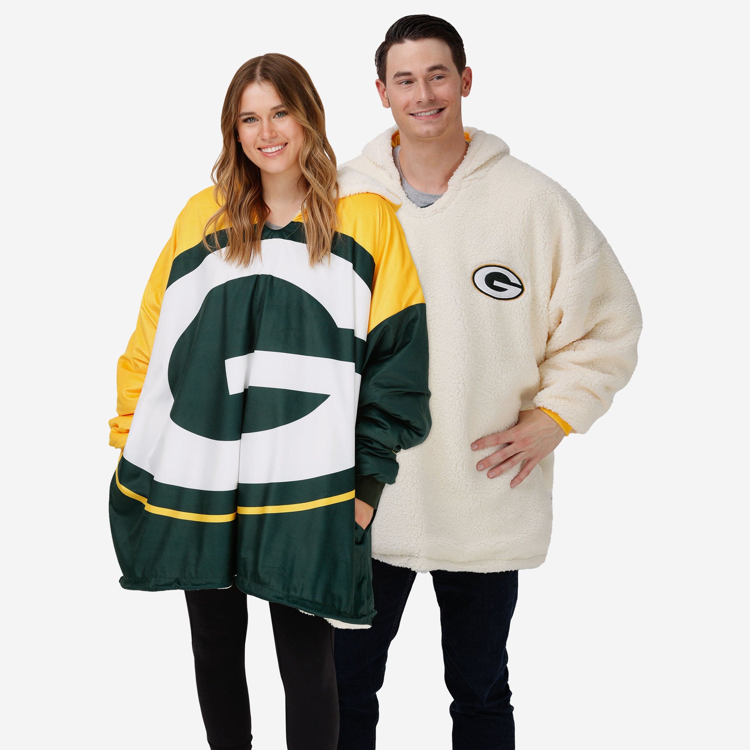 Green Bay Packers Player Comfy Throw Blanket with Sleeves – Green Bay Stuff