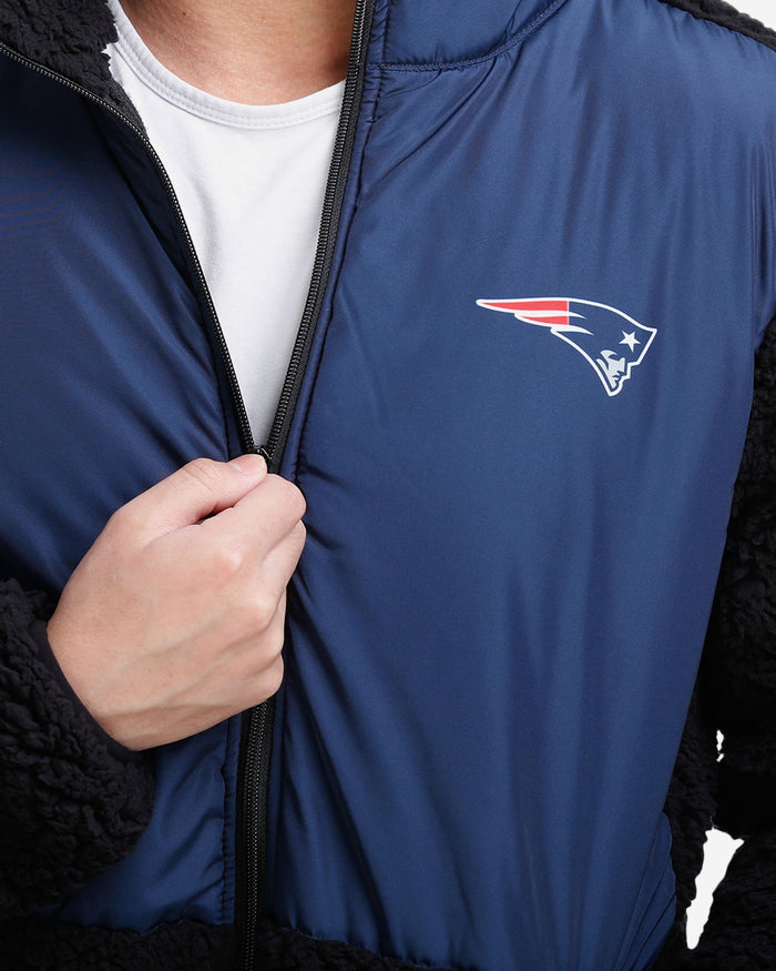 New England Patriots NFL Mens Sherpa Soft Zip Up Jacket