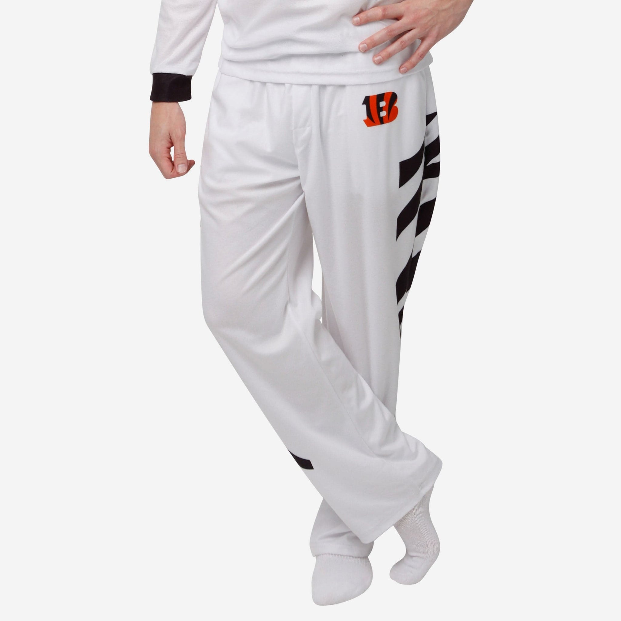 : FOCO Cincinnati Bengals NFL Womens White Stripe Pajama Shirt -  M : Sports & Outdoors